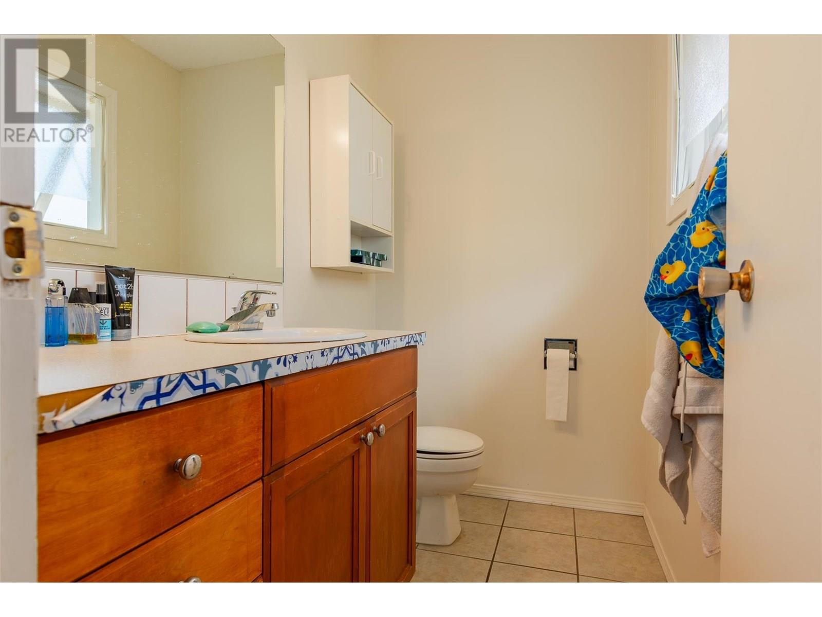Photo 40 of 717 Innes Street, Nelson BC