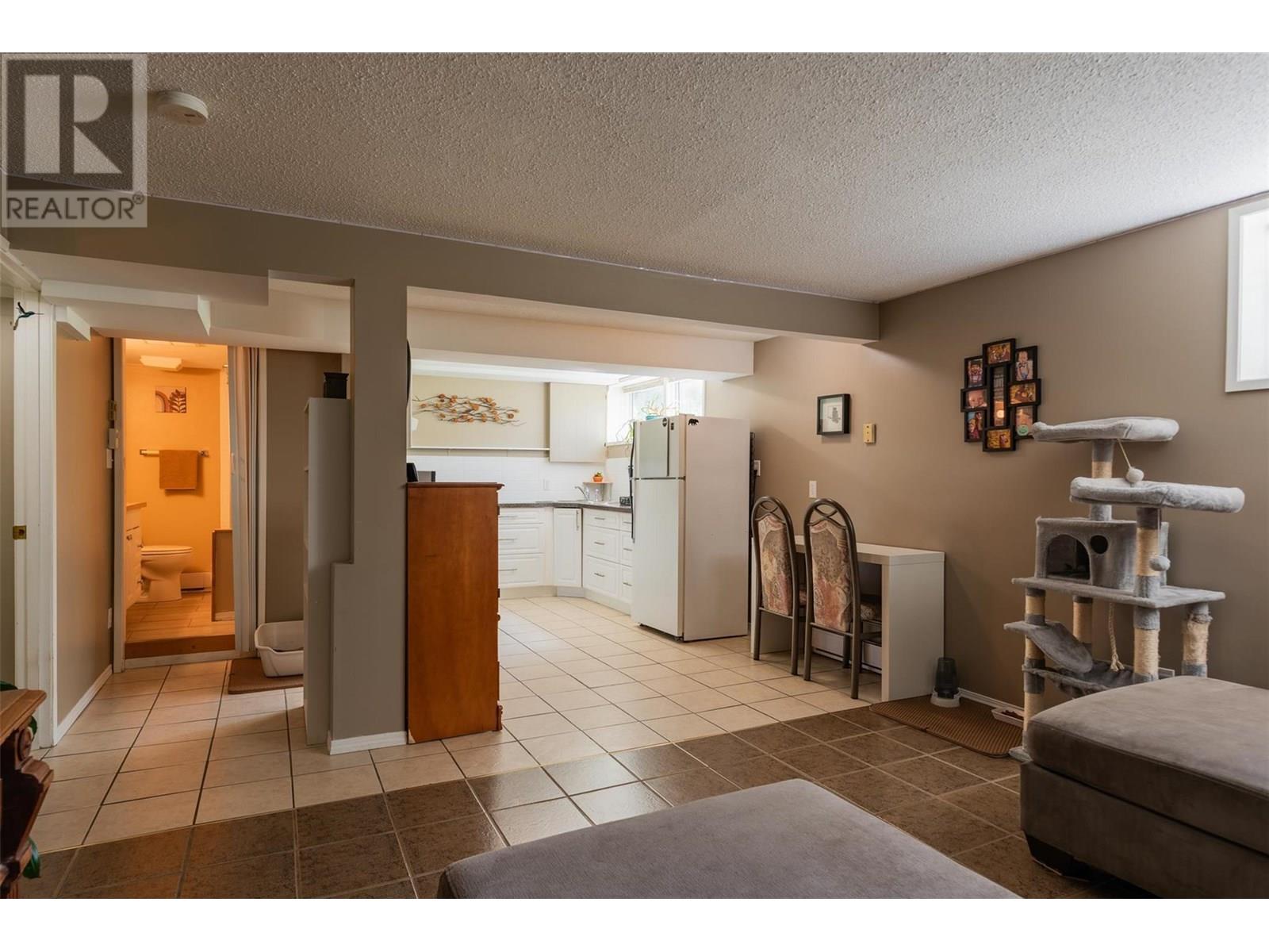 Photo 41 of 717 Innes Street, Nelson BC