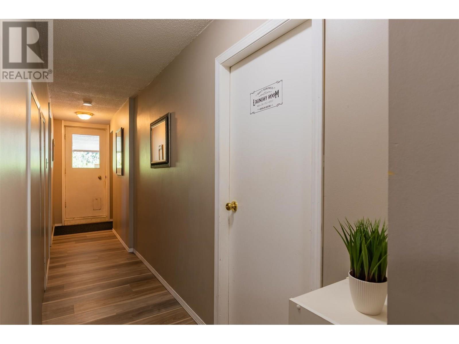 Photo 11 of 717 Innes Street, Nelson BC