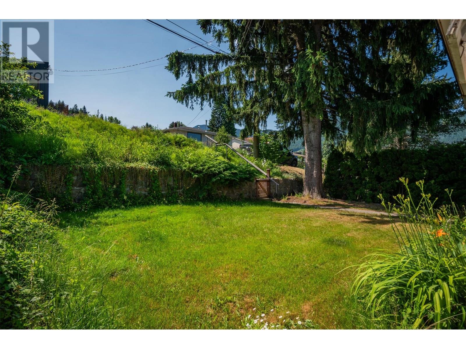 Photo 53 of 717 Innes Street, Nelson BC
