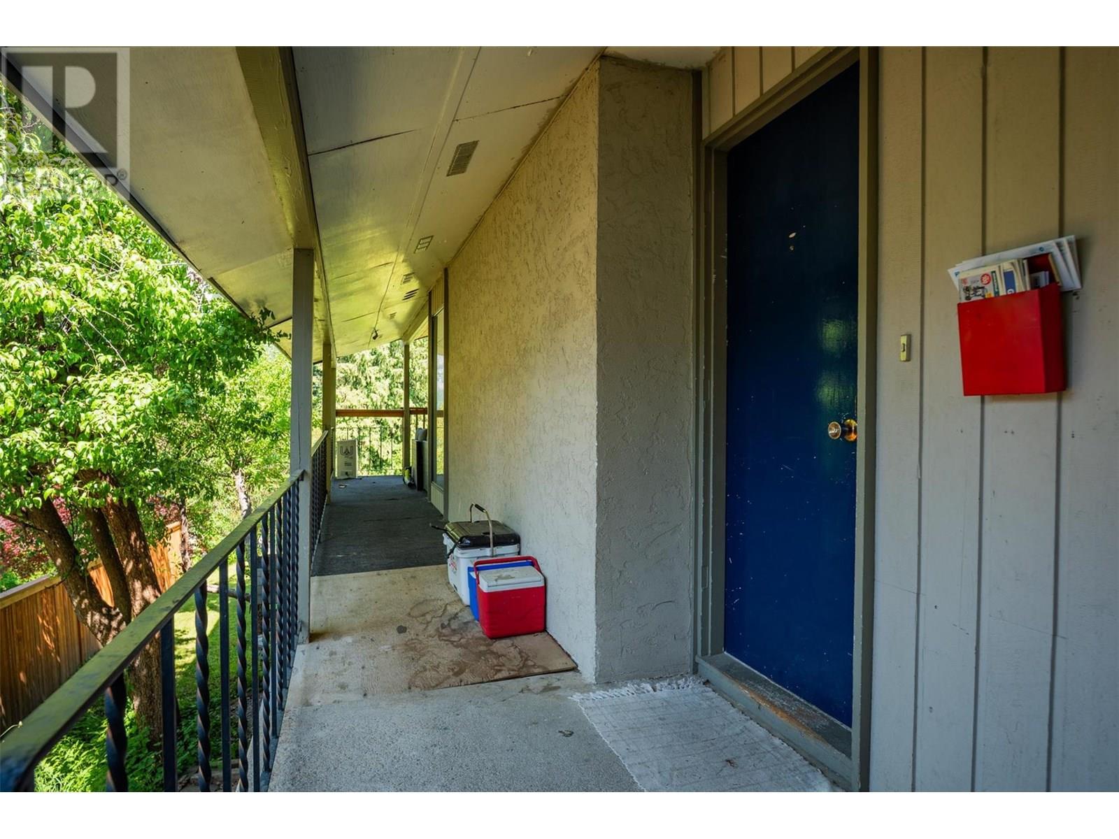 Photo 18 of 717 Innes Street, Nelson BC