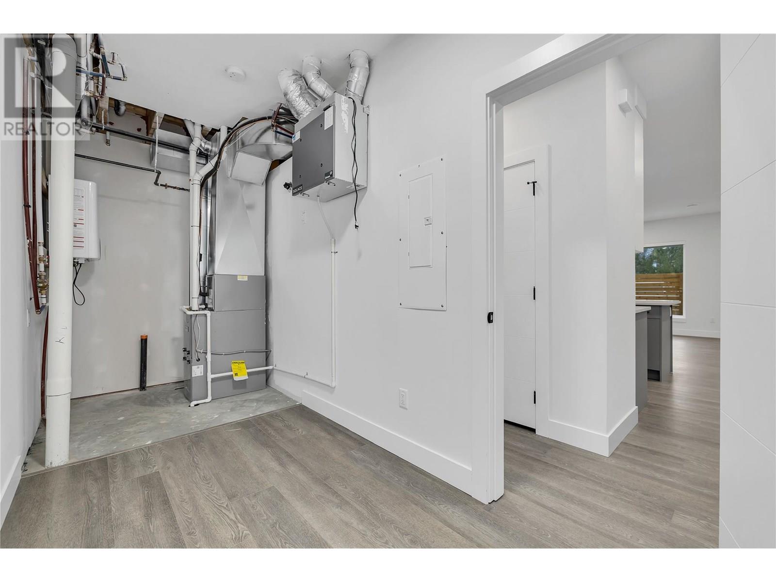 Photo 4 of 783 Burne Avenue Unit 1, Kelowna BC