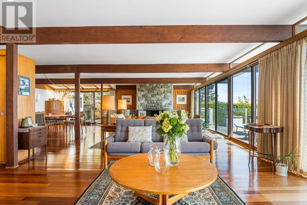 1132 CRESTLINE ROAD, West Vancouver