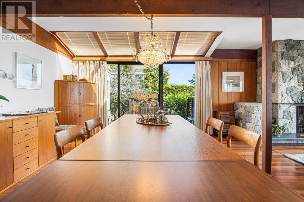 1132 CRESTLINE ROAD, West Vancouver