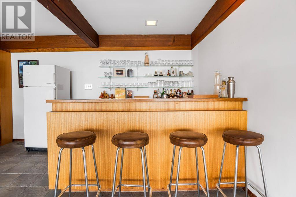 1132 CRESTLINE ROAD, West Vancouver