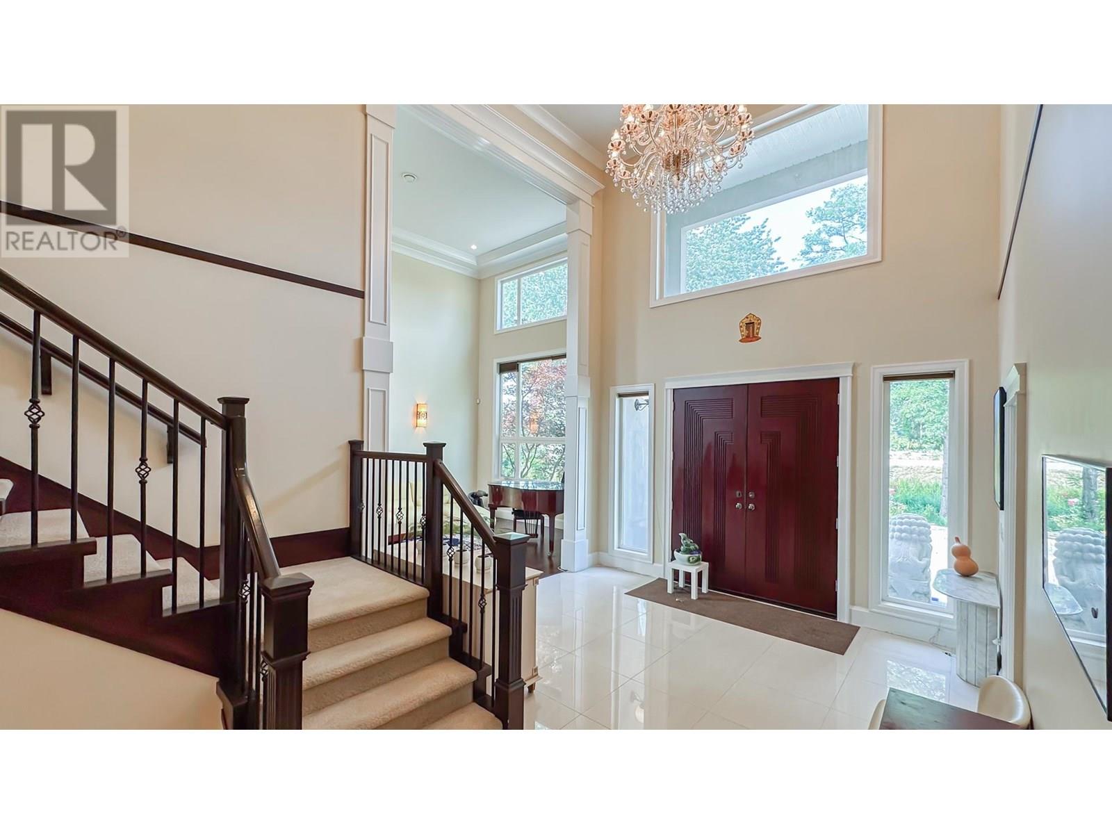 21800 RIVER Road, Richmond