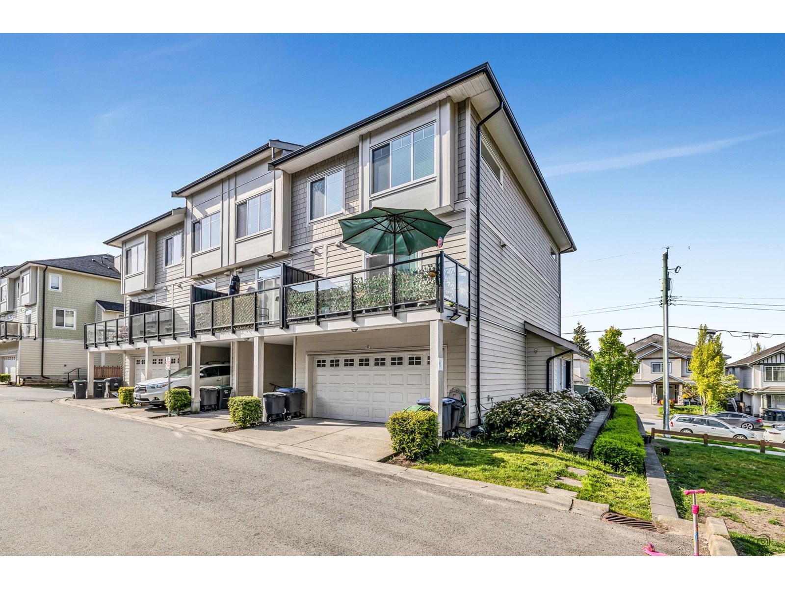 Photo 2 of 57 13670 62 Avenue, Surrey BC