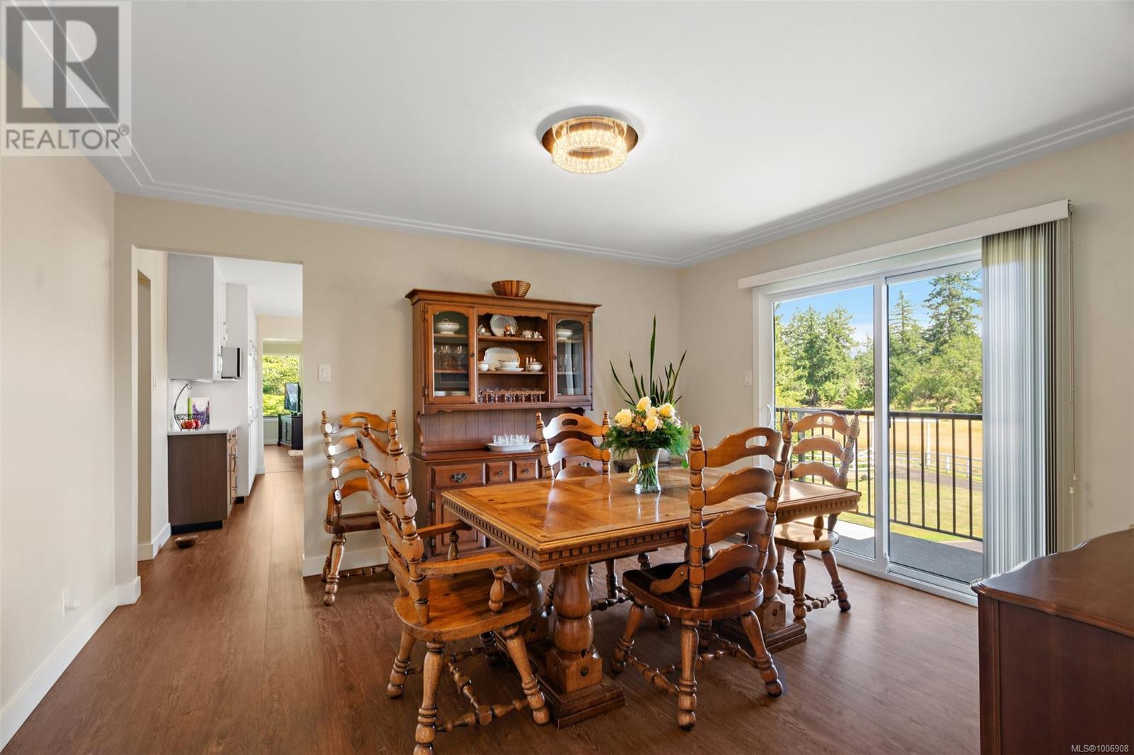 Photo 16 of 1649 Charlton Rd, Saanich BC