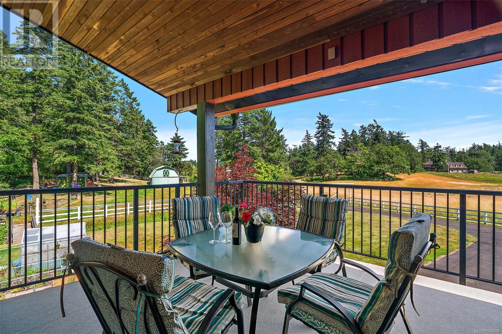 Photo 19 of 1649 Charlton Rd, Saanich BC