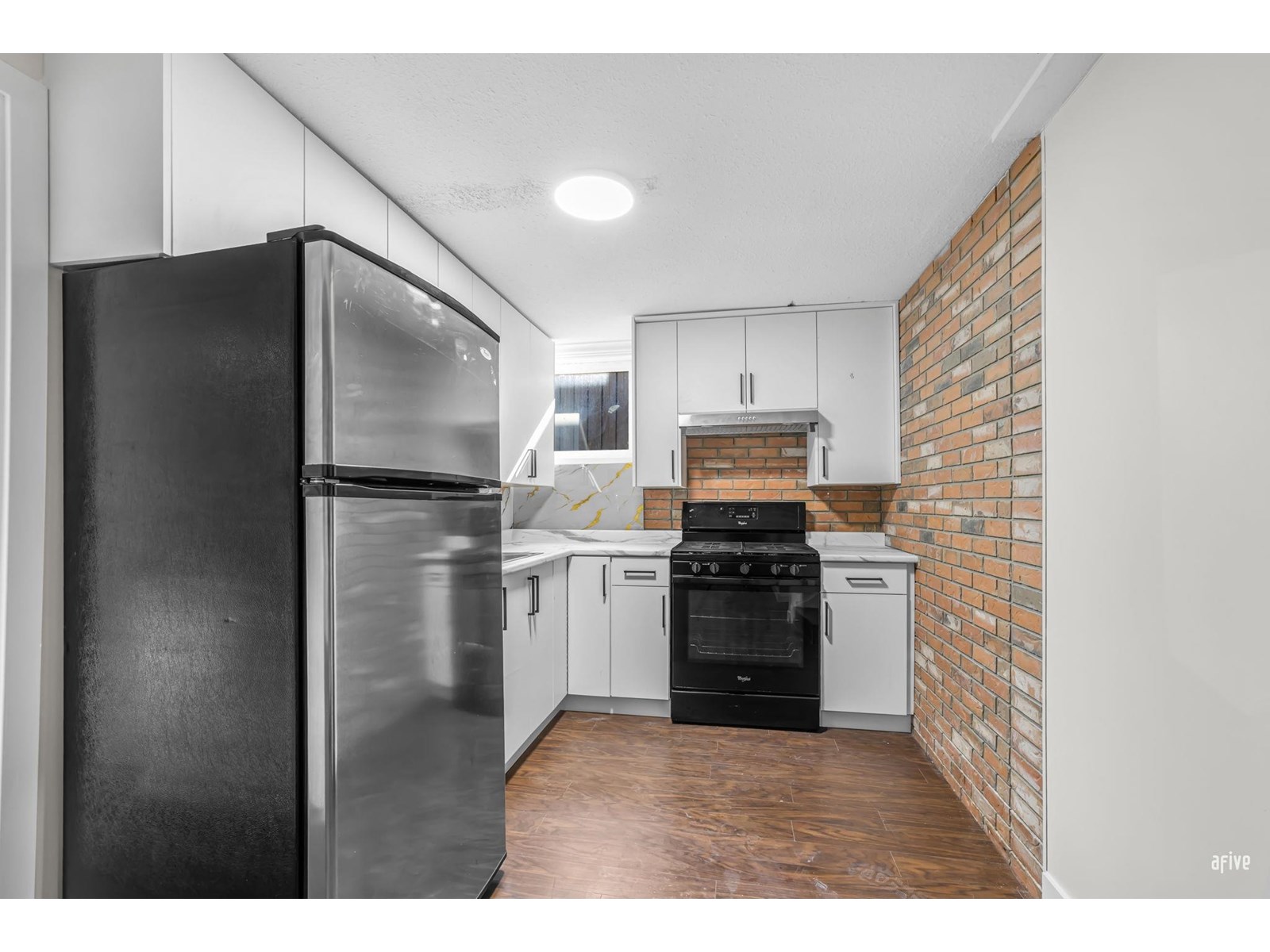 Photo 9 of 31828 Peardonville Road, Abbotsford BC