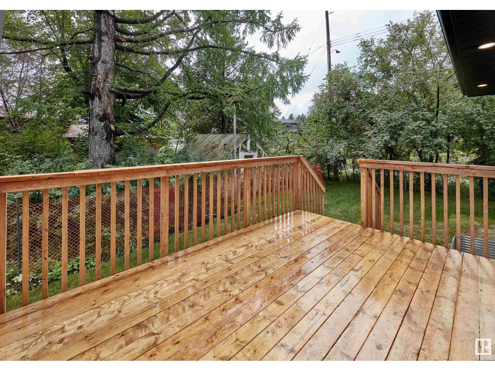 Photo 29 of 6003 107 St Nw, Edmonton AB