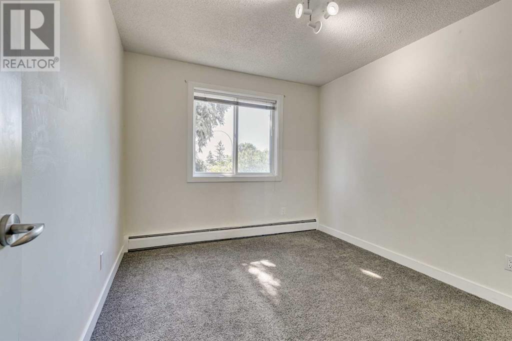 Single Family House for Sale in  D Greenview Drive NE Greenview Calgary 
