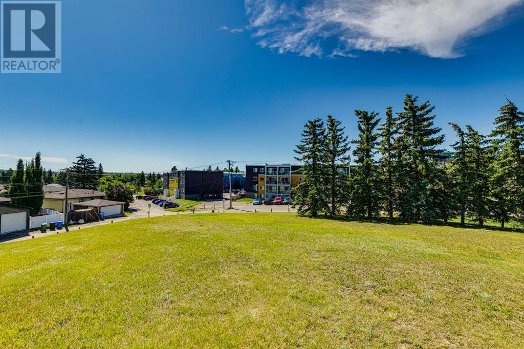 Single Family House for Sale in  D Greenview Drive NE Greenview Calgary 