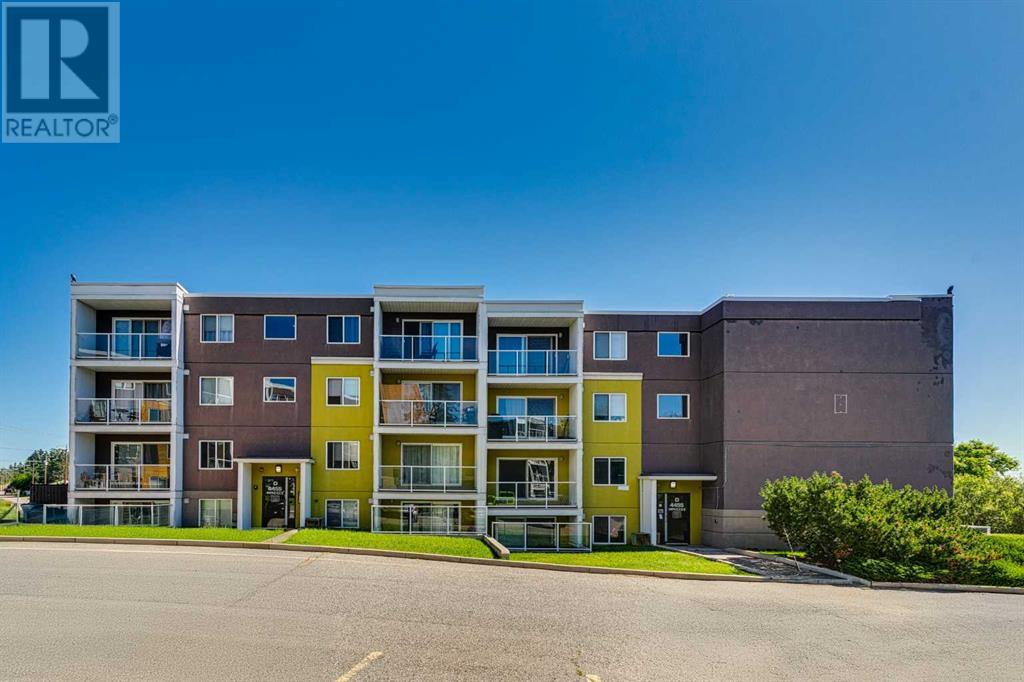 Single Family House for Sale in  D Greenview Drive NE Greenview Calgary 