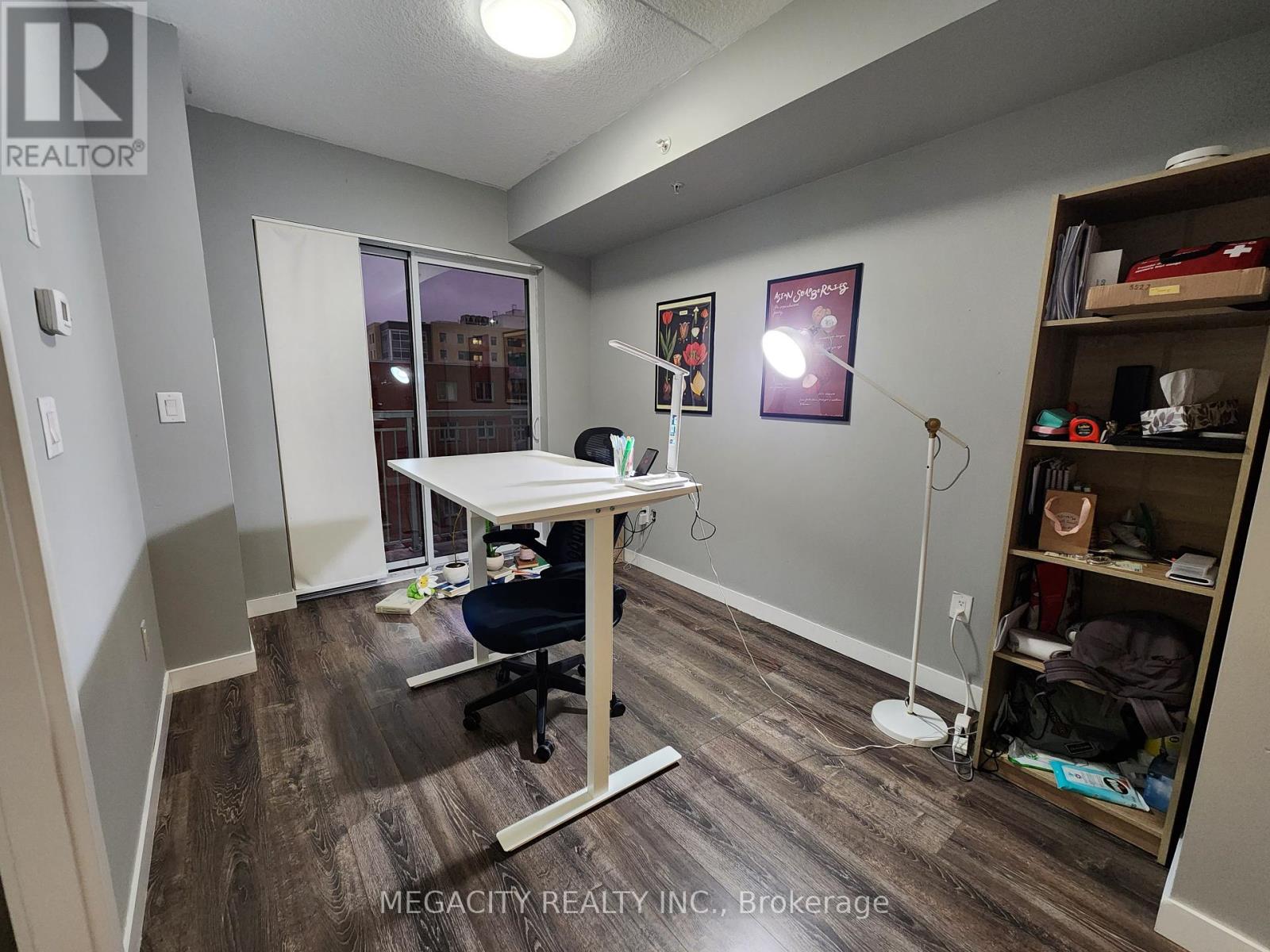 Photo 4 of 511 280 Lester Street, Waterloo ON