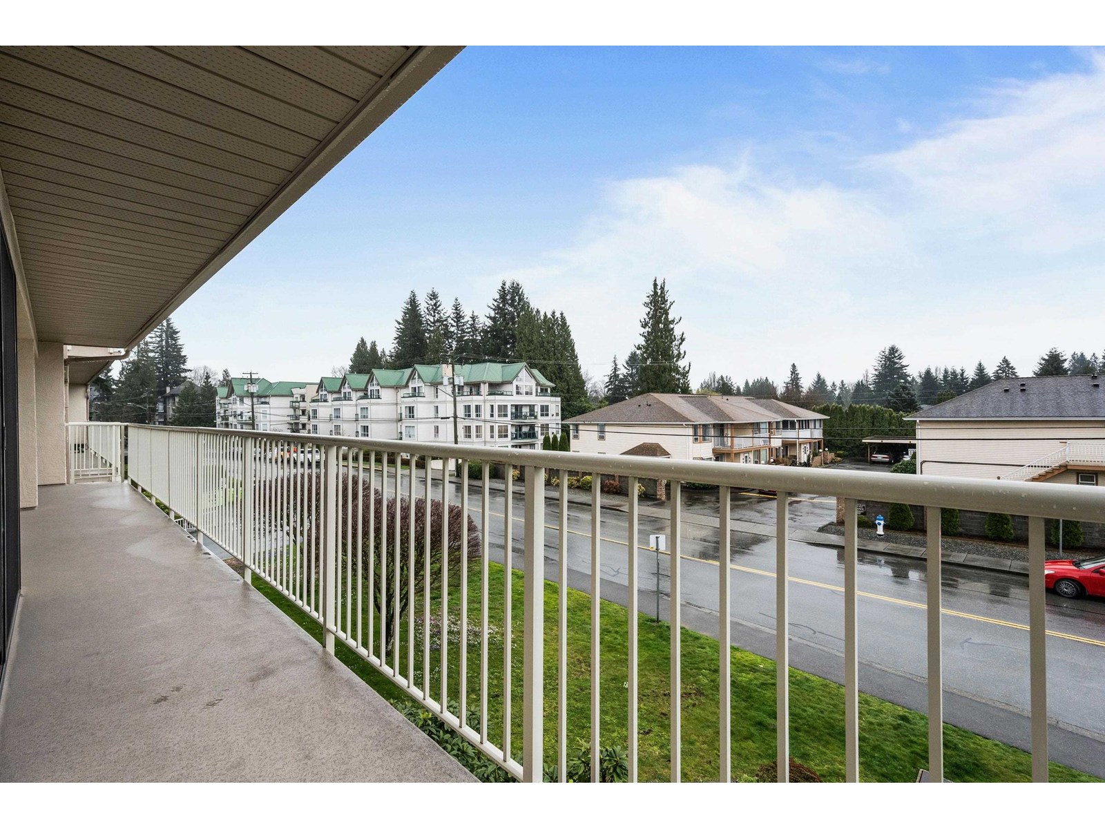 Photo 27 of 202 33233 Bourquin Crescent, Abbotsford BC
