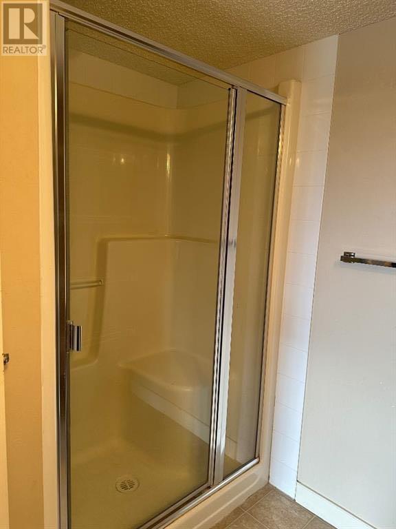 Single Family House for Sale in   Country Village Circle NE Country Hills Village Calgary 