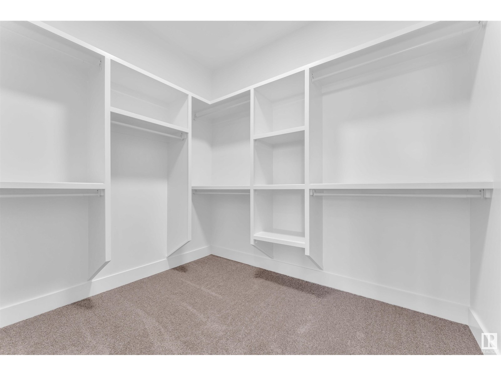 Photo 9 of 4306 35 St, Beaumont AB