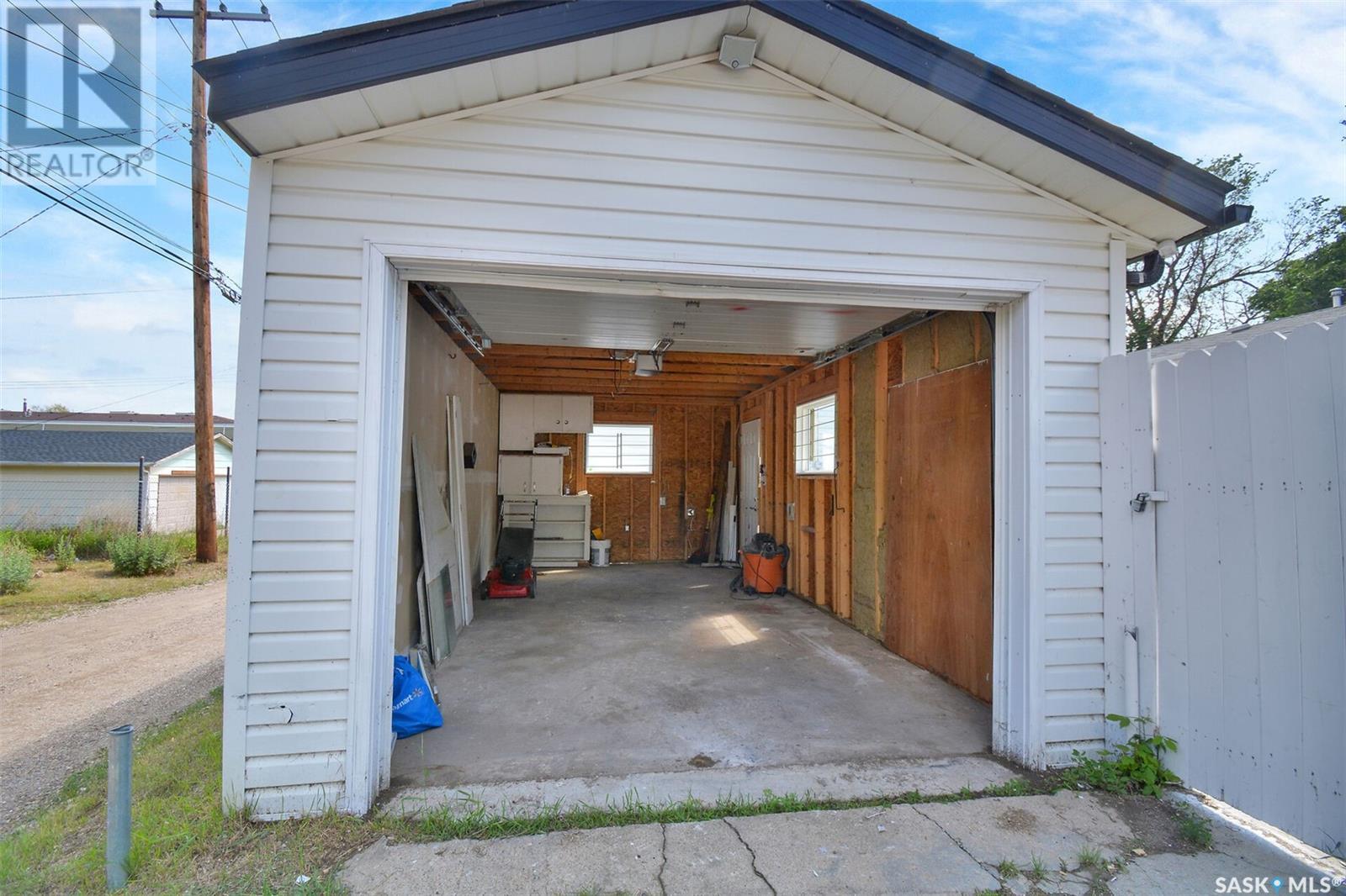 Photo 44 of 1618 19th Street W, Saskatoon SK