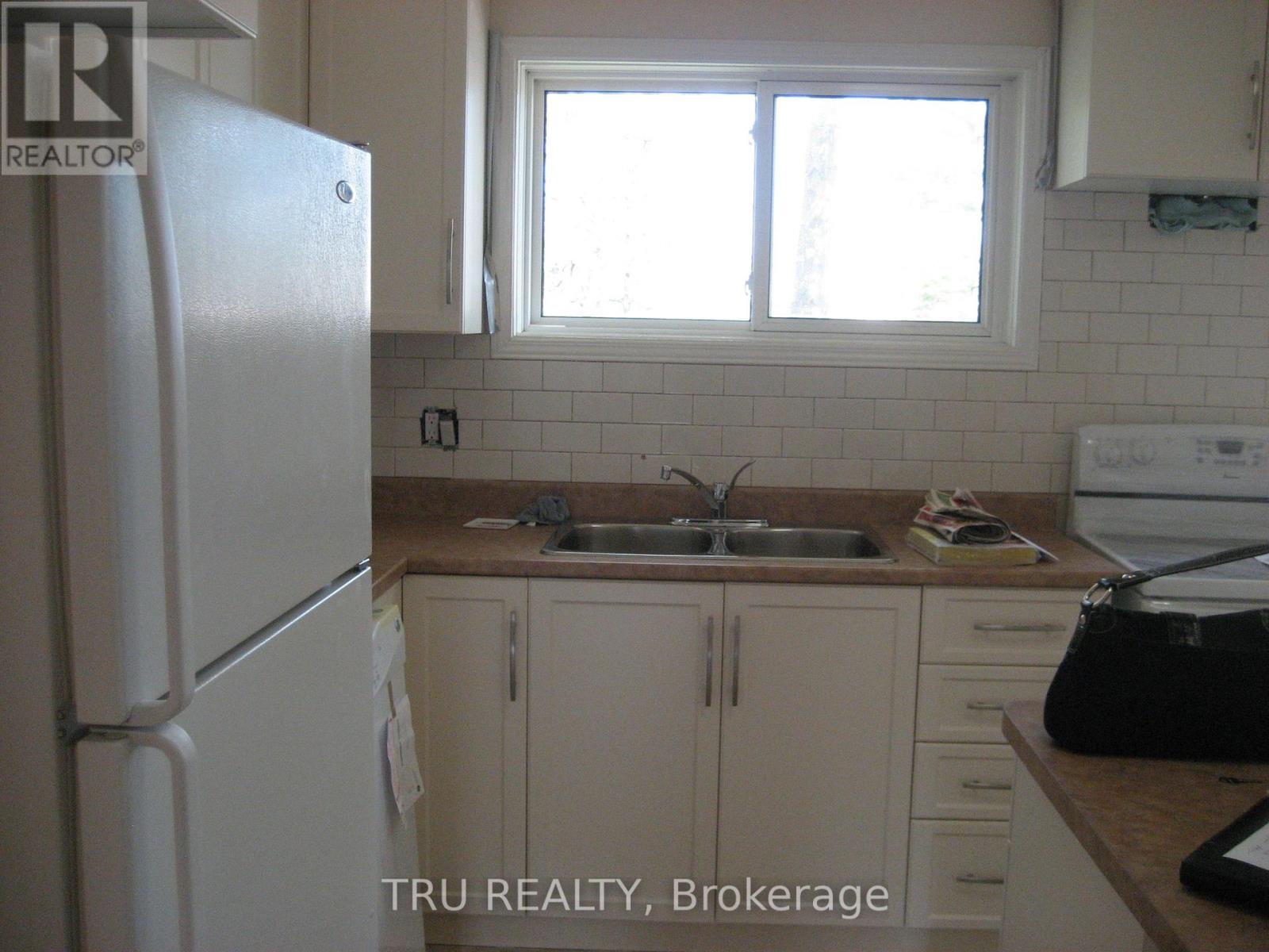 Photo 7 of 1567 Goth Avenue, Ottawa ON