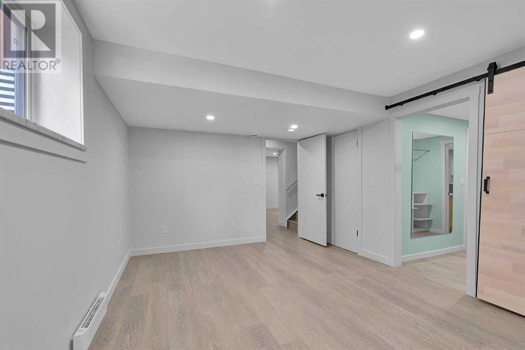 Single Family House for Sale in  Hidden Circle NW Hidden Valley Calgary 