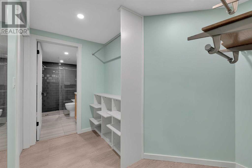 Single Family House for Sale in  Hidden Circle NW Hidden Valley Calgary 
