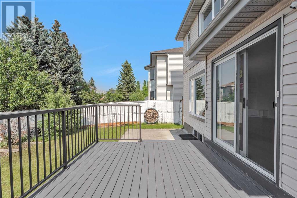 Single Family House for Sale in  Hidden Circle NW Hidden Valley Calgary 