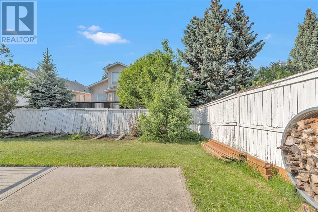 Single Family House for Sale in  Hidden Circle NW Hidden Valley Calgary 