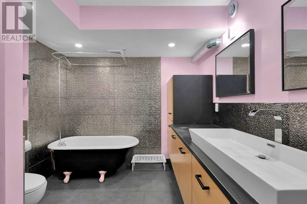 Single Family House for Sale in  Hidden Circle NW Hidden Valley Calgary 