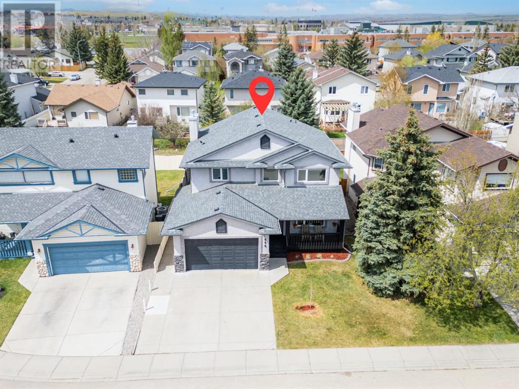 Photo 1 of 450 Cimarron Circle, Okotoks AB