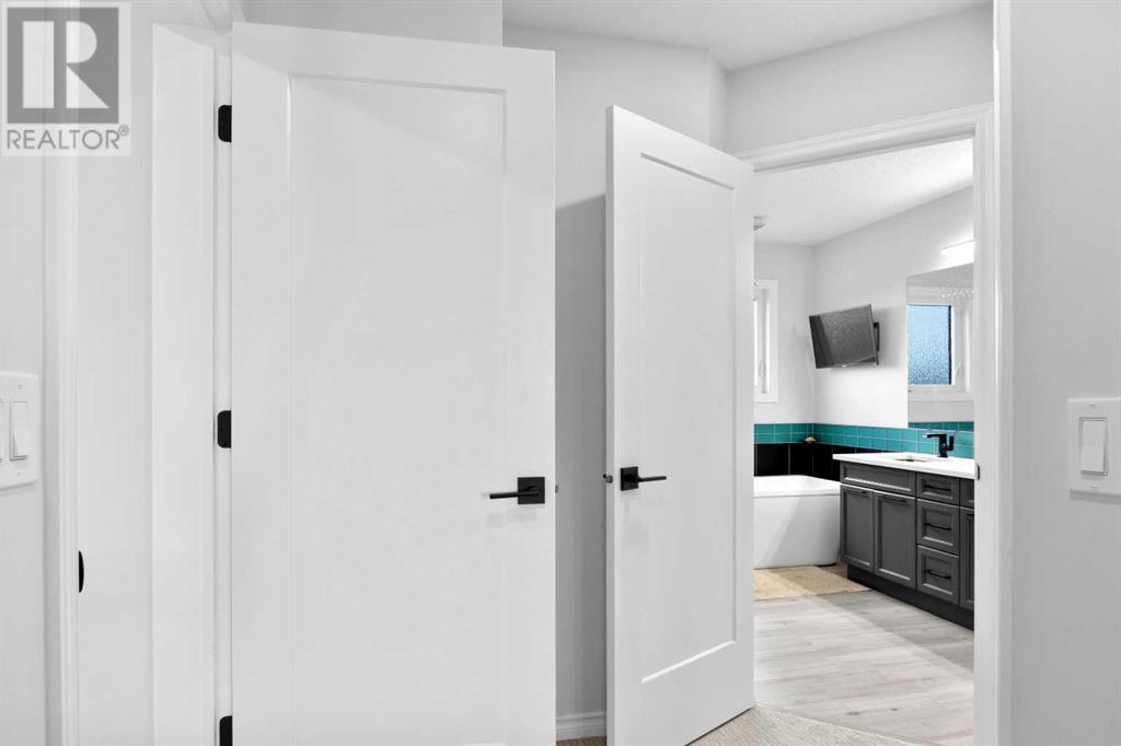 Photo 24 of 450 Cimarron Circle, Okotoks AB