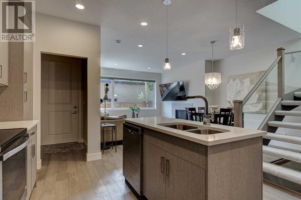 Single Family House for Sale in   A Street SW Richmond Calgary 