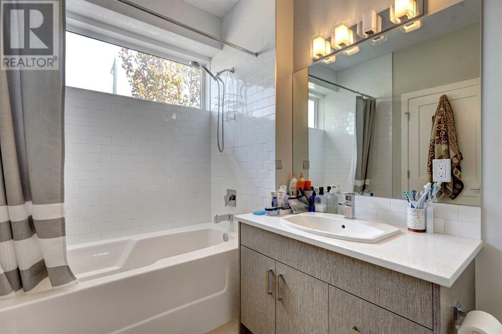 Single Family House for Sale in   A Street SW Richmond Calgary 