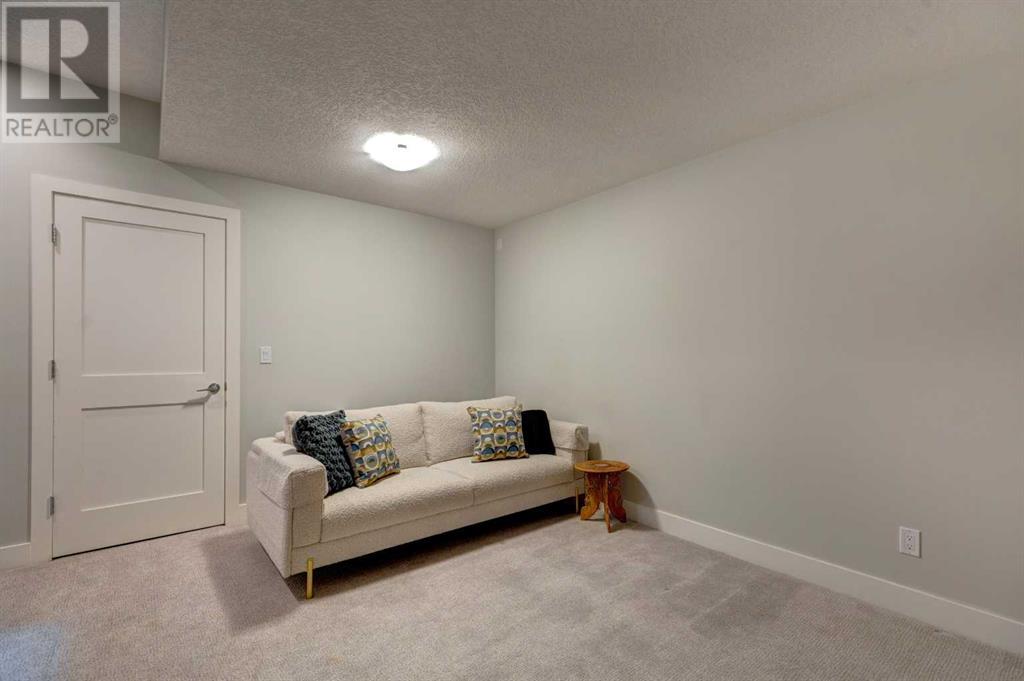 Single Family House for Sale in   A Street SW Richmond Calgary 