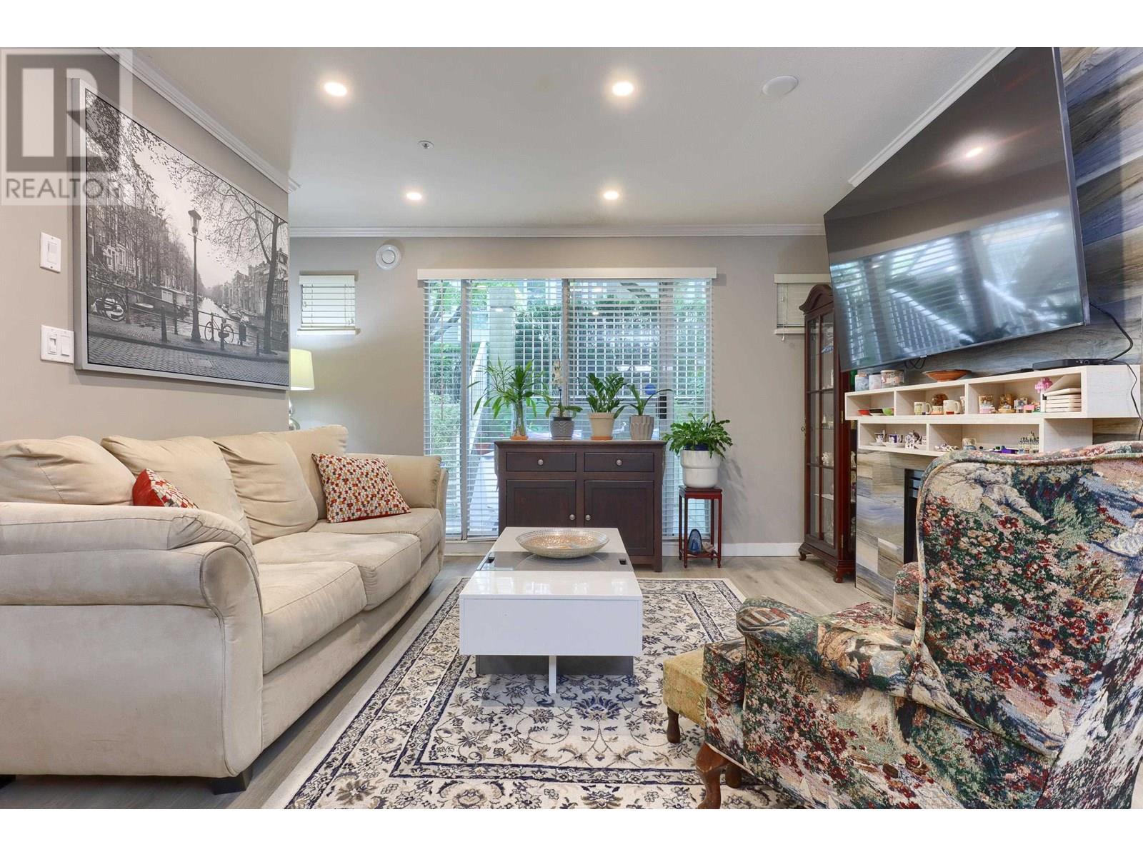 Photo 2 of 17 2885 E Kent Avenue North, Vancouver BC