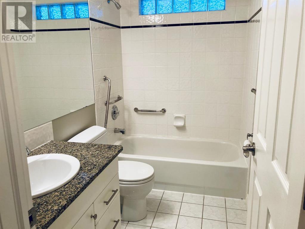 Single Family House for Sale in   Avenue SW South Calgary Calgary 