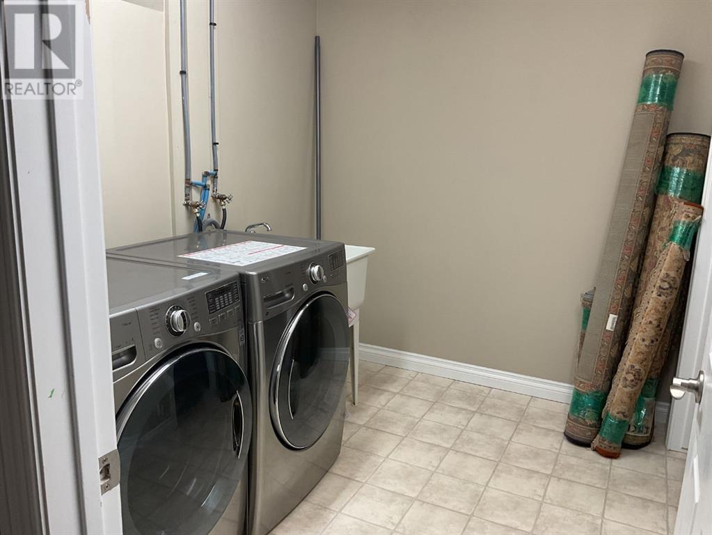 Single Family House for Sale in   Avenue SW South Calgary Calgary 
