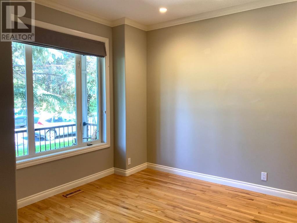 Single Family House for Sale in   Avenue SW South Calgary Calgary 