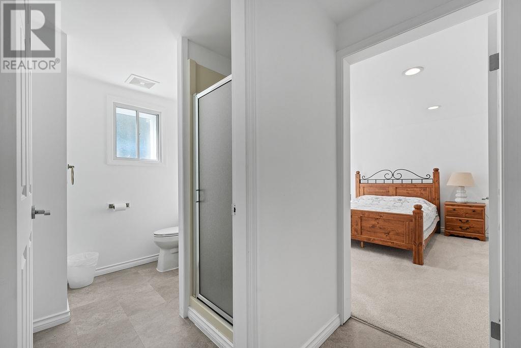 685 KING GEORGES WAY, West Vancouver