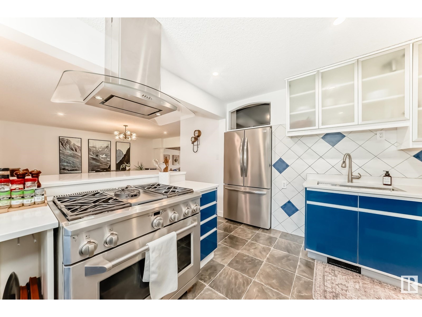 Photo 36 of 15226 81 Av Nw, Edmonton AB
