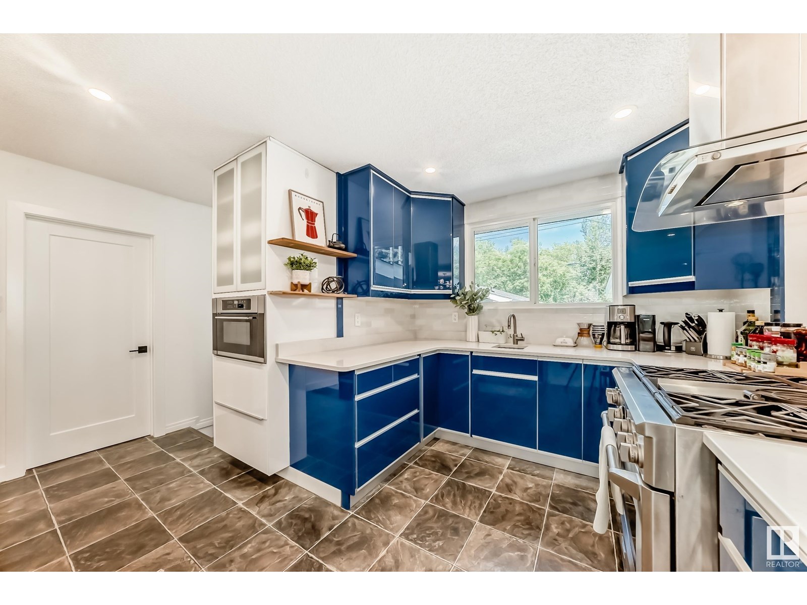 Photo 19 of 15226 81 Av Nw, Edmonton AB