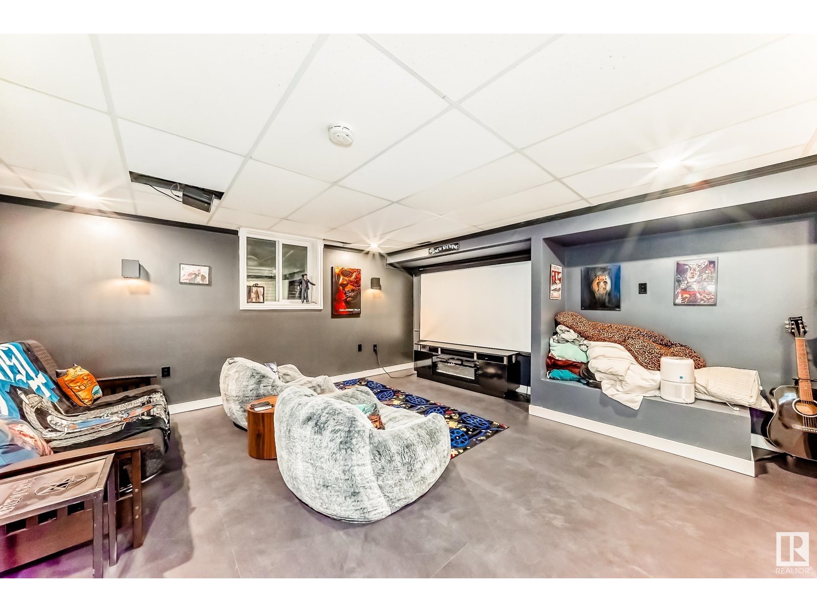 Photo 11 of 15226 81 Av Nw, Edmonton AB