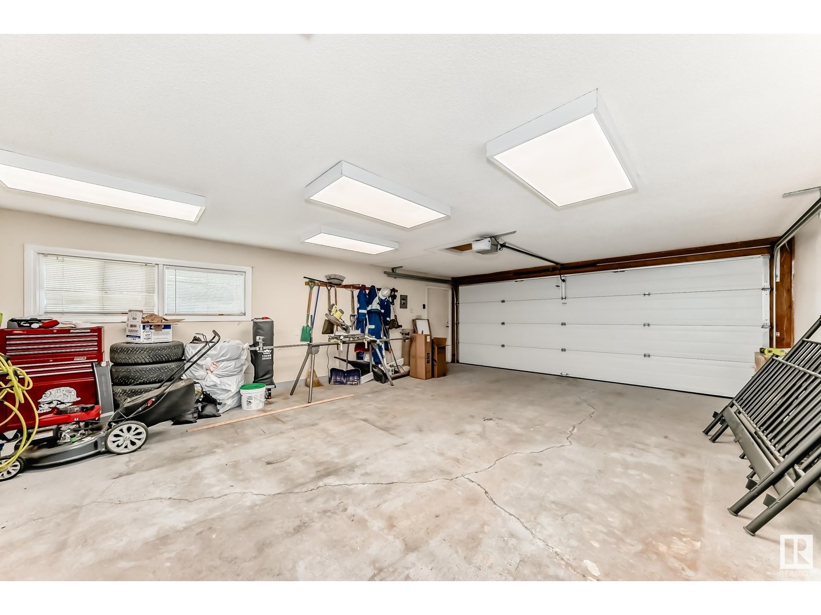 Photo 24 of 15226 81 Av Nw, Edmonton AB