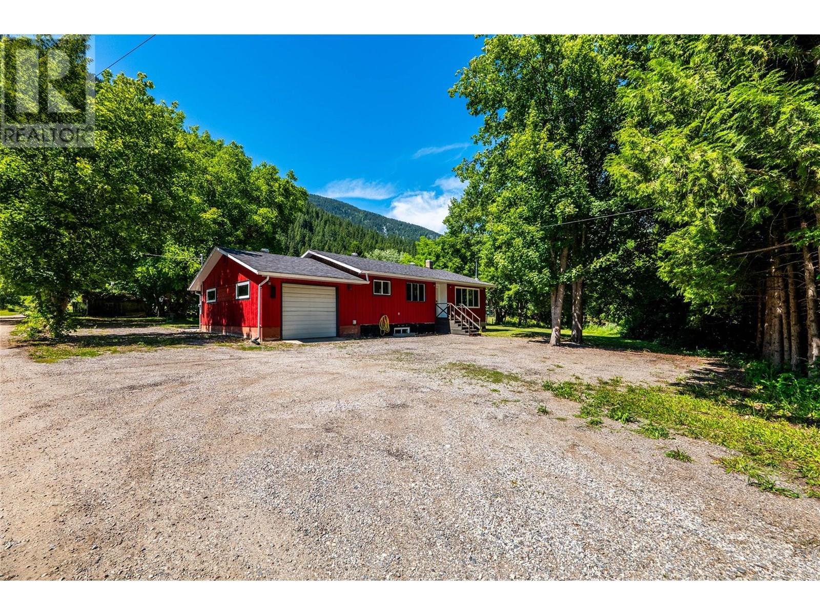 1801 3A Highway, Castlegar