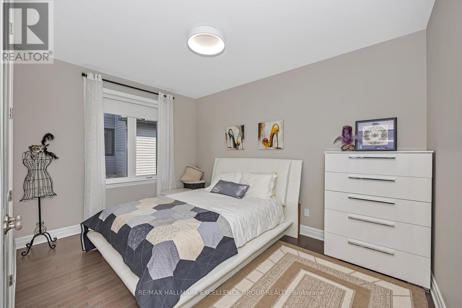 Photo 2 of 668 Cobalt Street, Clarencerockland ON