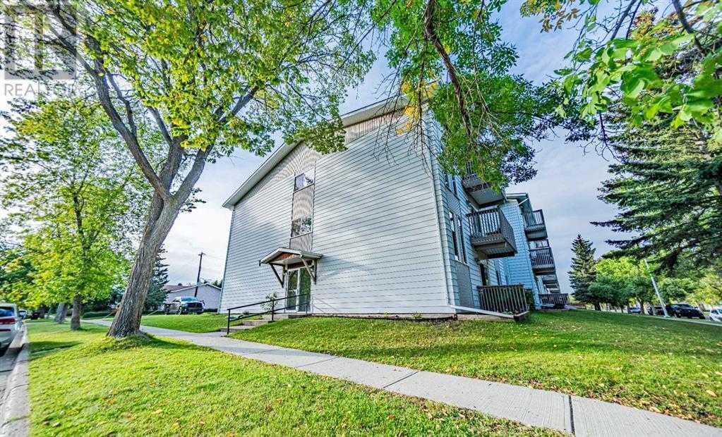 Single Family House Low rise for Sale in   Mount Pleasant Drive Mount Pleasant Camrose 