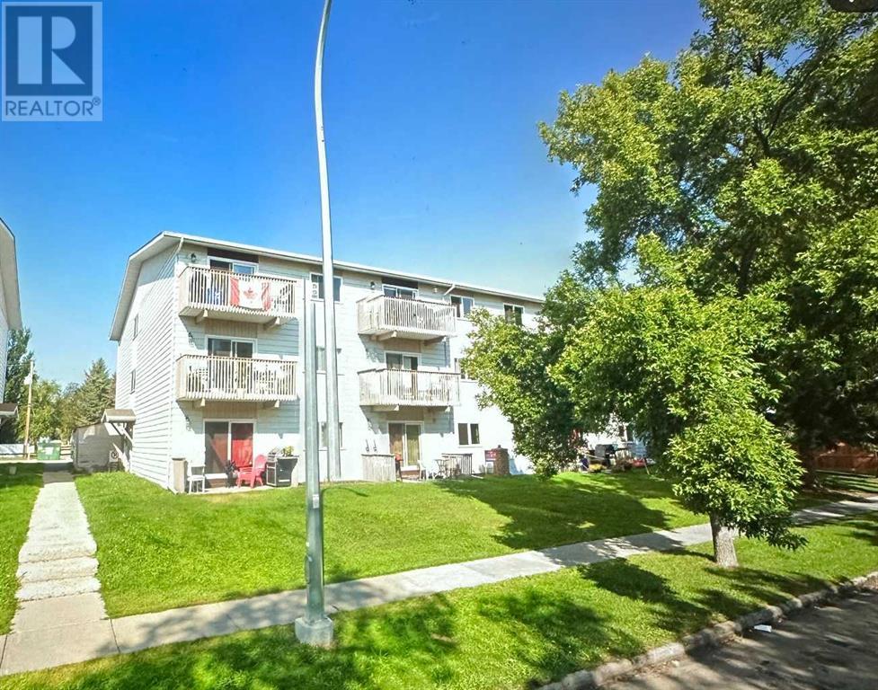 Single Family House Low rise for Sale in   Mount Pleasant Drive Mount Pleasant Camrose 