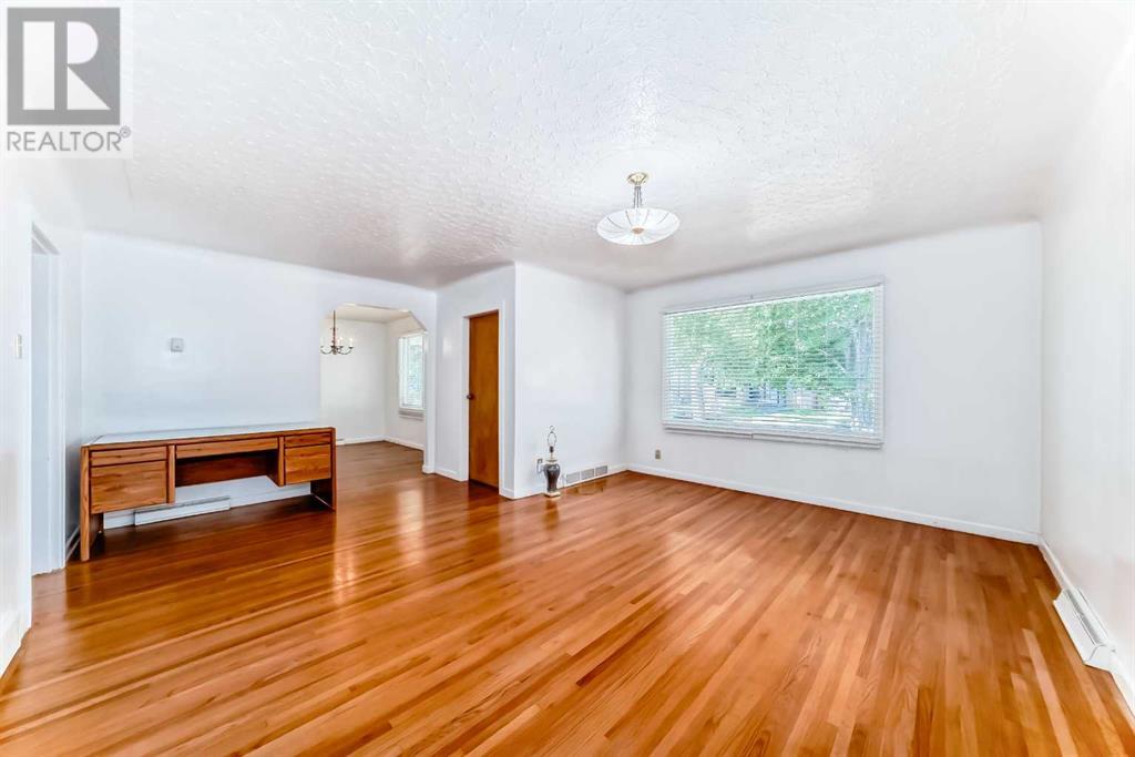 Single Family House Bungalow for Sale in  Child Avenue NE Renfrew Calgary 