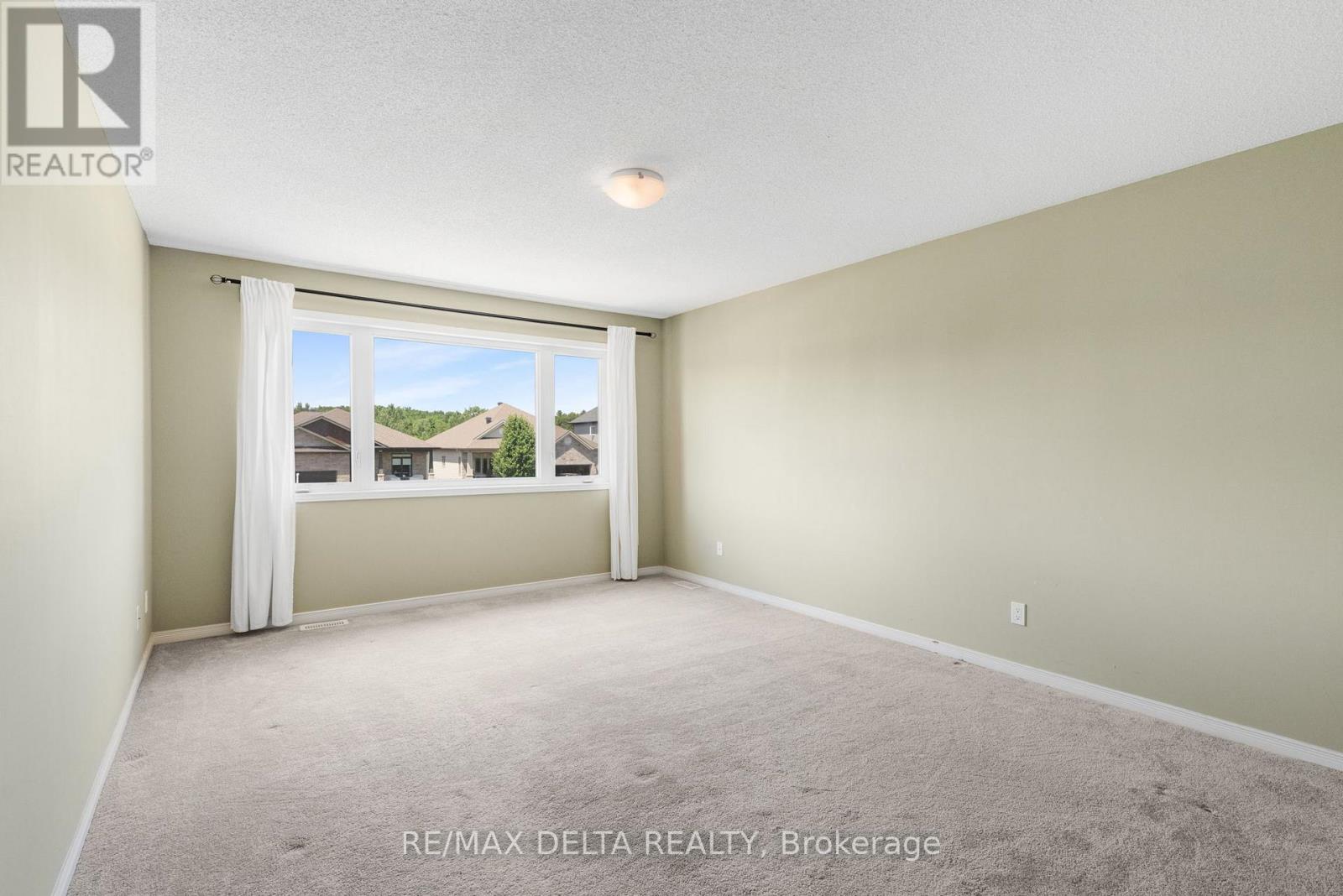 Photo 22 of 196 Onyx Crescent, Clarencerockland ON