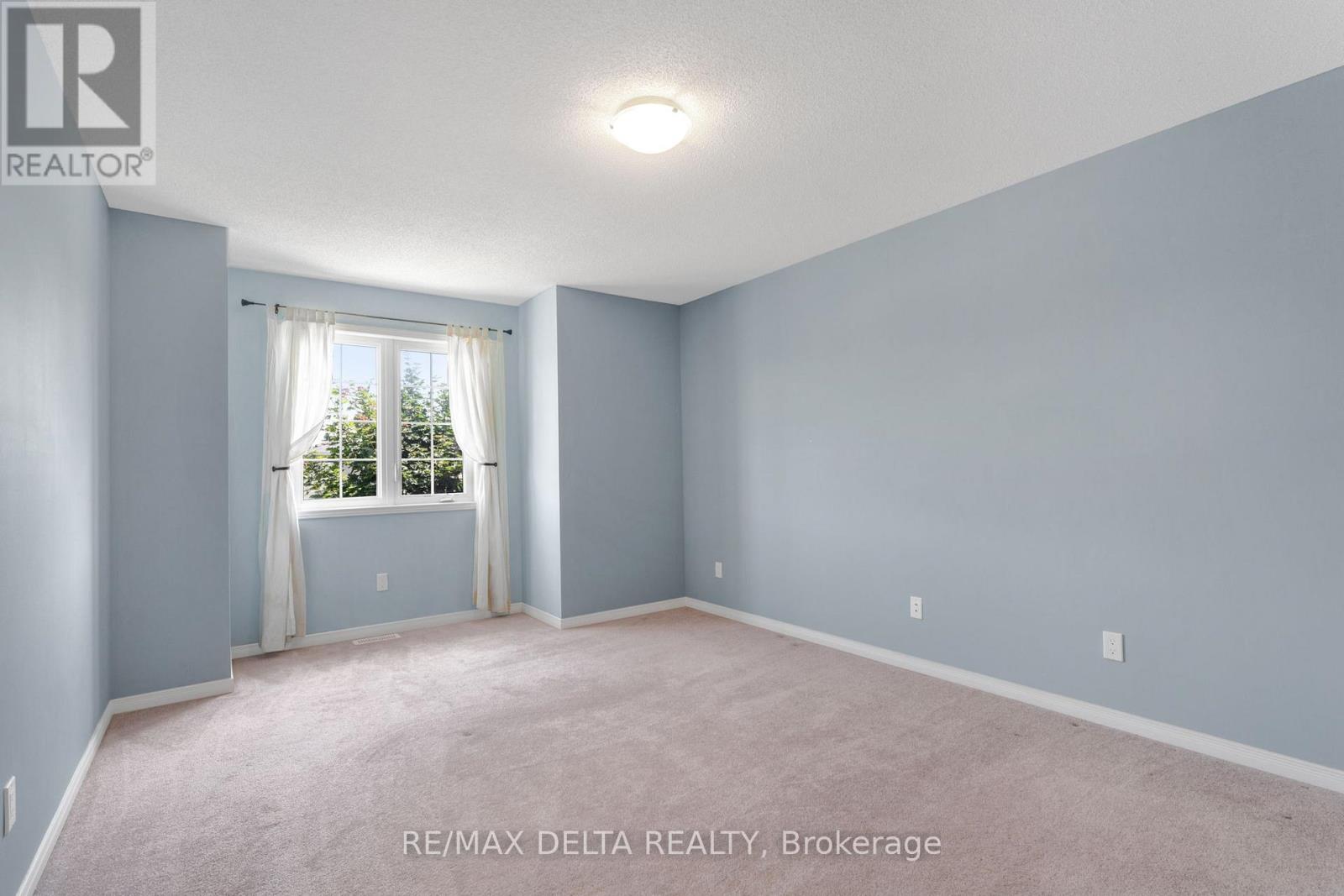 Photo 27 of 196 Onyx Crescent, Clarencerockland ON